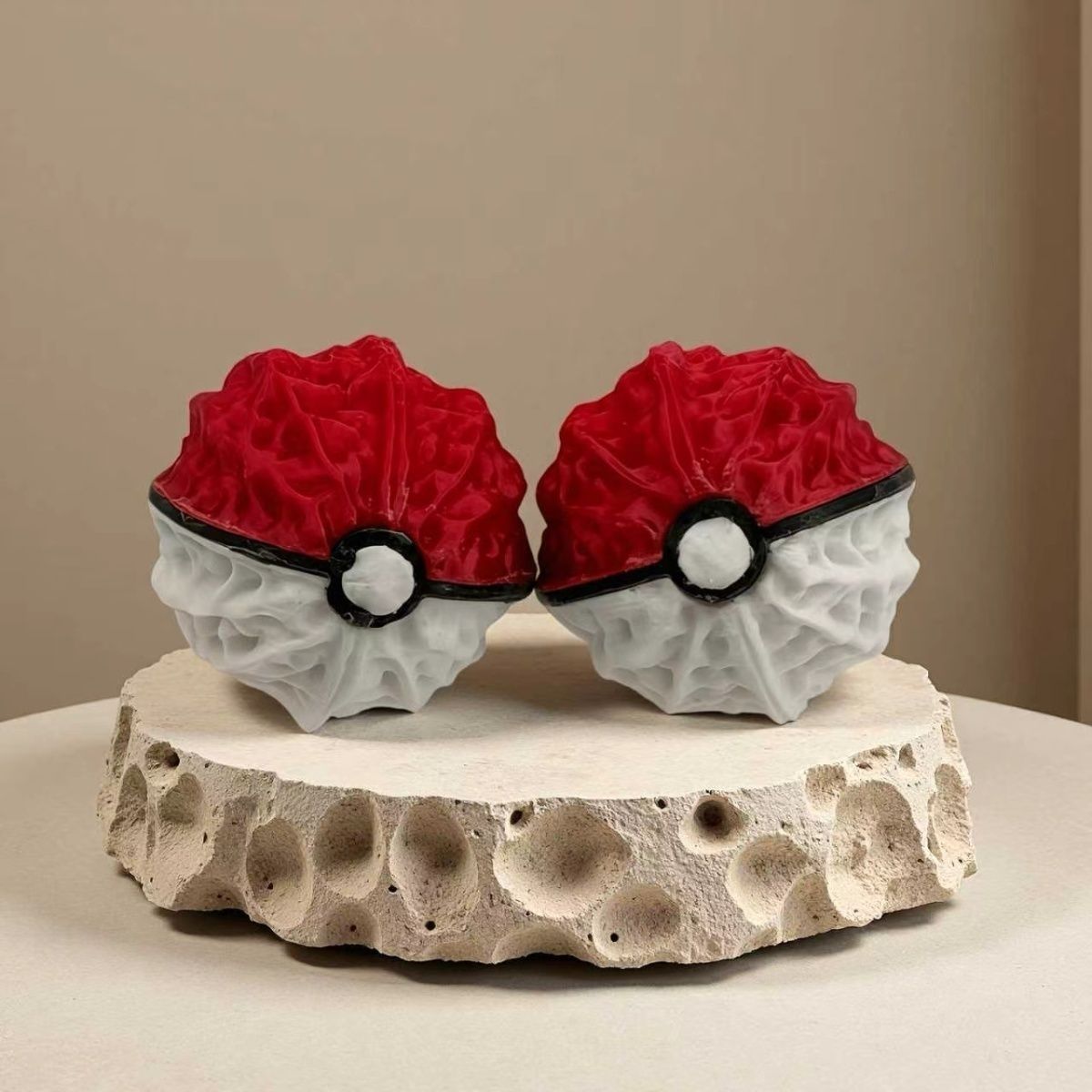 Pokeball Cosplay Prop - Pokébola 3D de Pokémon en Forma
