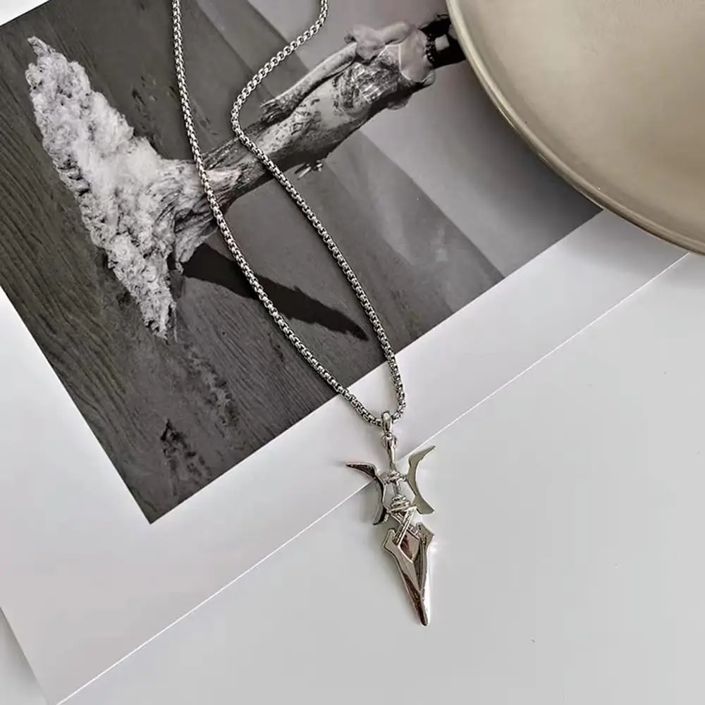 Collar con colgante de cosplay - Magnetic Clasp Cosplay reseña y precio